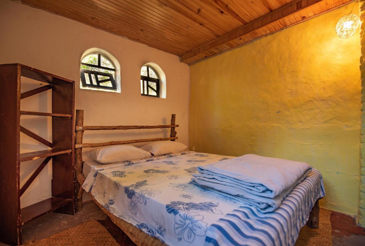 Quarto Privativo Sem Suite Com Cama De Casal No Dormitorio Caminho Da Angelica Vale do Capao Exterior photo